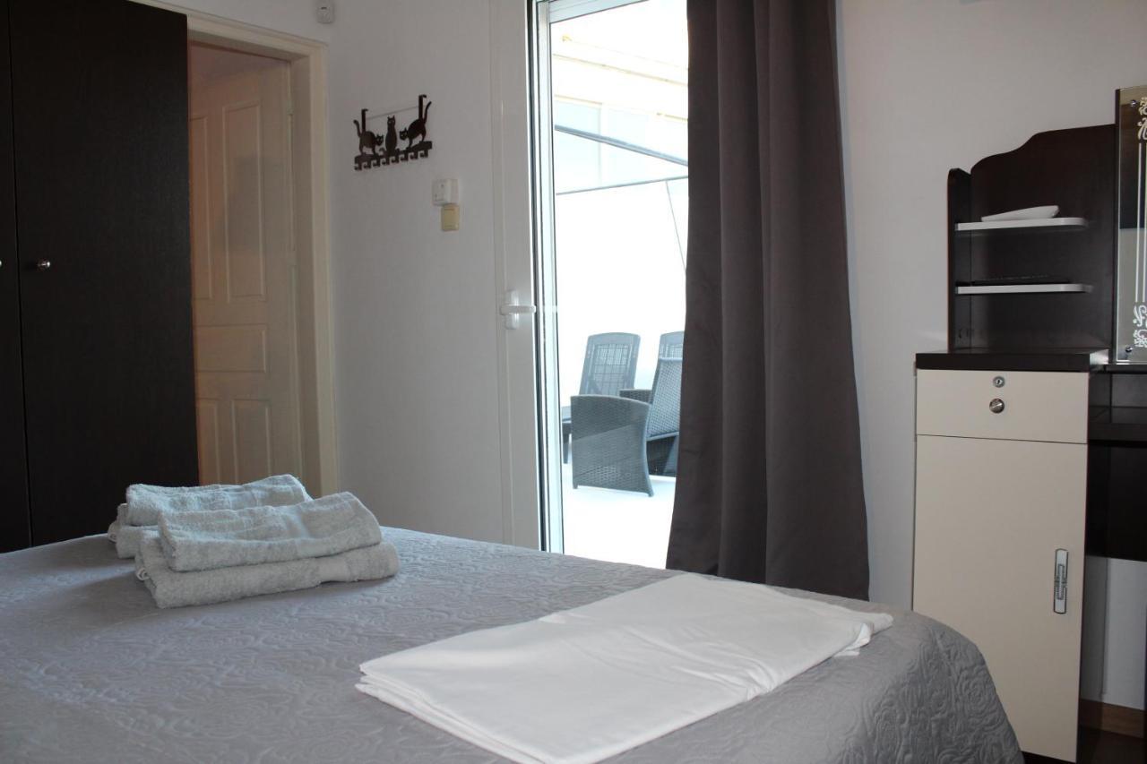 Carolina Apartments Crete Ajía Pelajía Kültér fotó